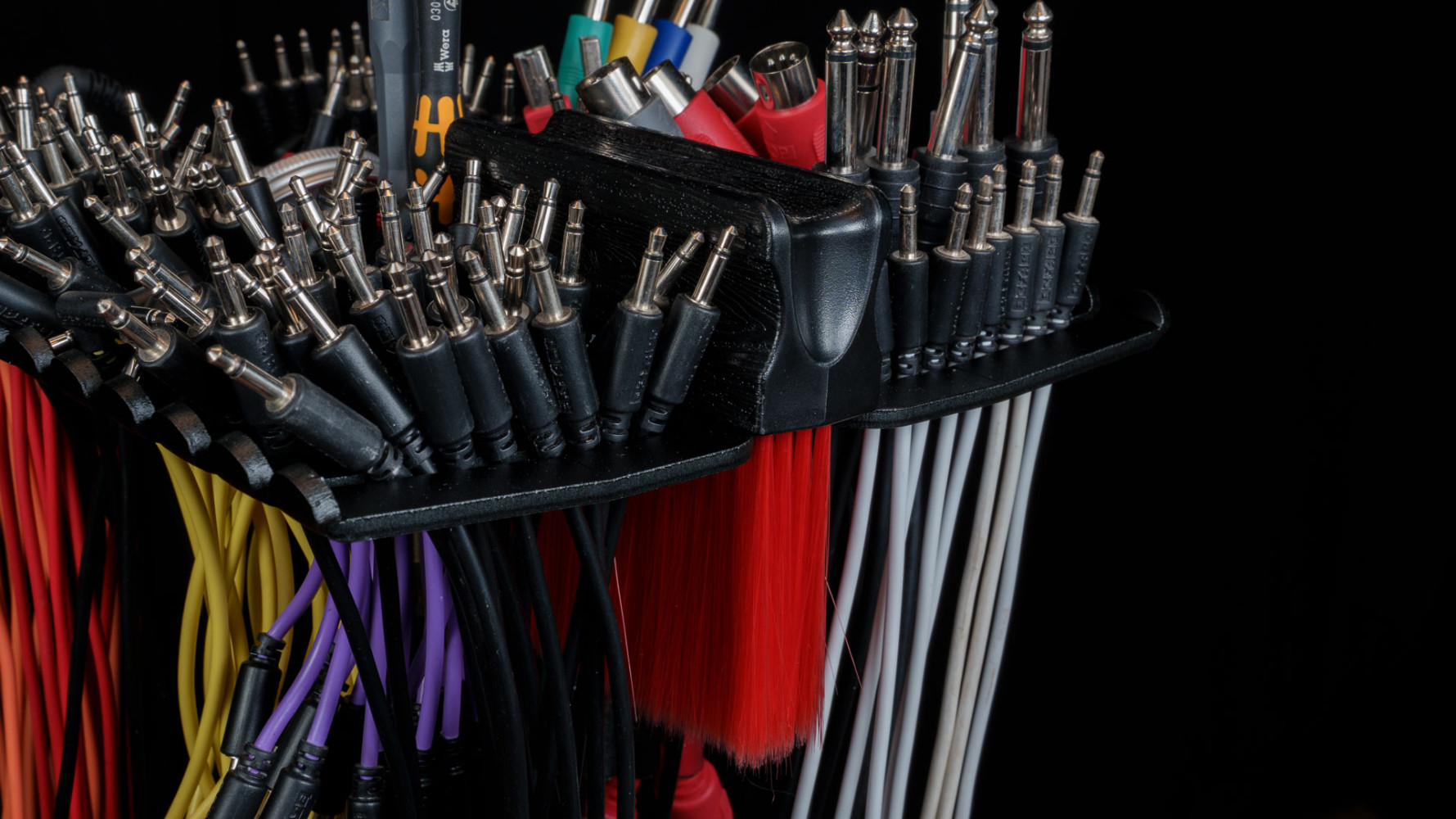 NOODLER Cable Hanger