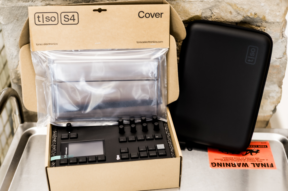 S4 (Bundle)